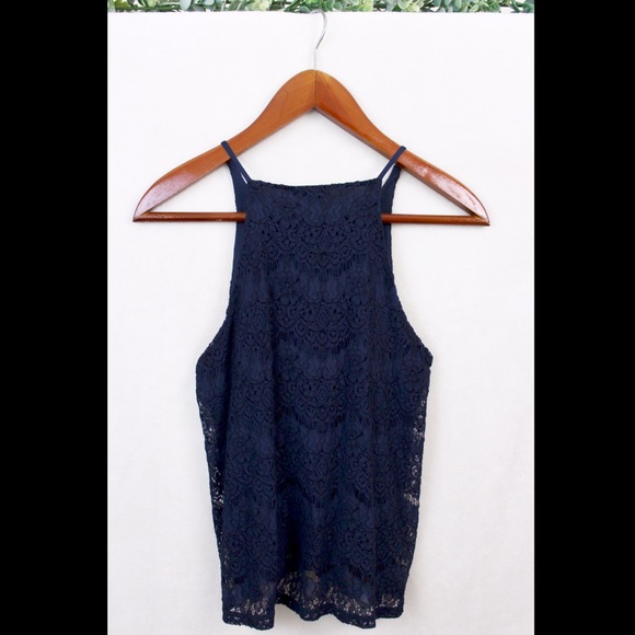 NWT Monteau Lace Top - Picture 2 of 3